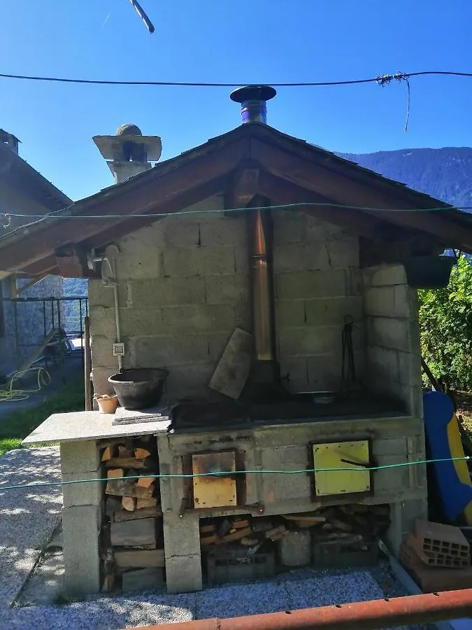 Casa Vacanze La Ca Del Cunfec 손드리오
